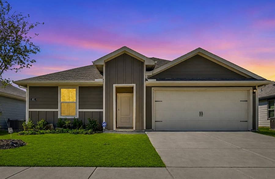Property photo for 402 Branch Canyon Way, Princeton, TX