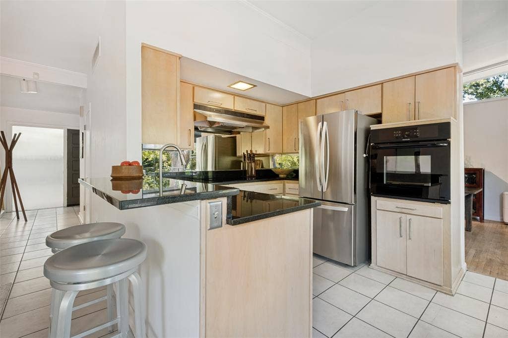 7306 Walling Lane, Dallas, TX 75231