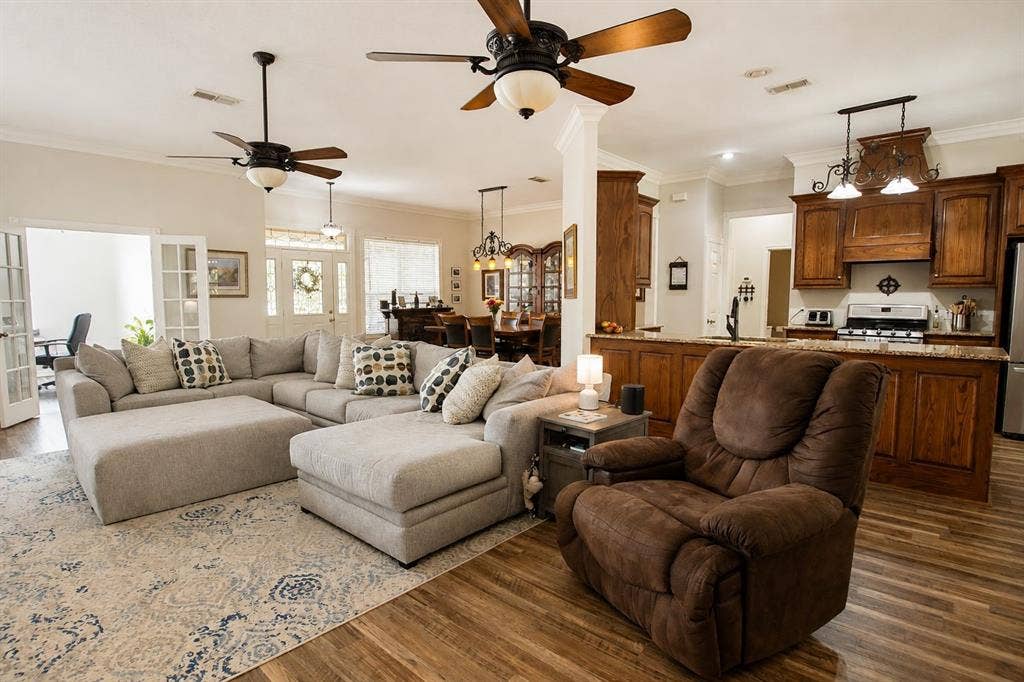 404 Lynn Street, Whitehouse, TX 75791 404 Lynn Street, Whitehouse, TX 75791