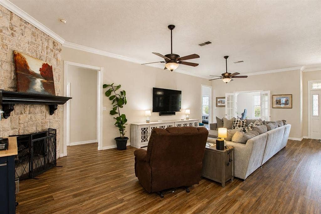 404 Lynn Street, Whitehouse, TX 75791 404 Lynn Street, Whitehouse, TX 75791