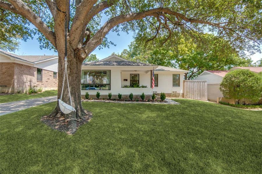Property photo for 754 Kirkwood Drive, Dallas, TX