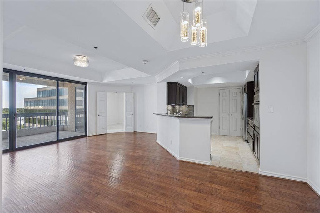 5909 Luther Lane, #1100, Dallas, TX 75225 5909 Luther Lane, #1100, Dallas, TX 75225