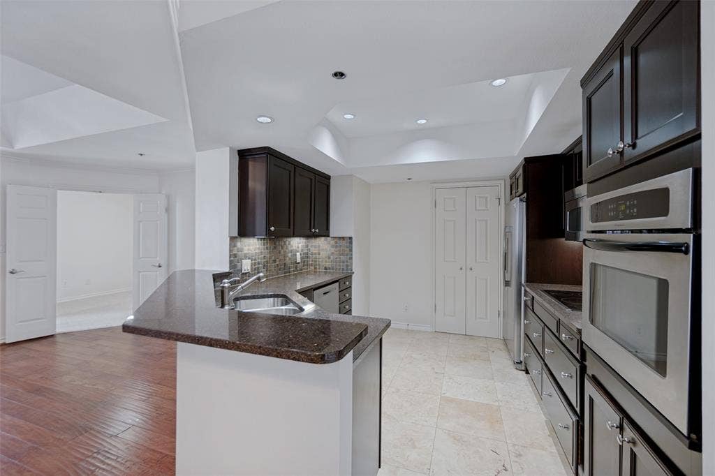 5909 Luther Lane, #1100, Dallas, TX 75225 5909 Luther Lane, #1100, Dallas, TX 75225