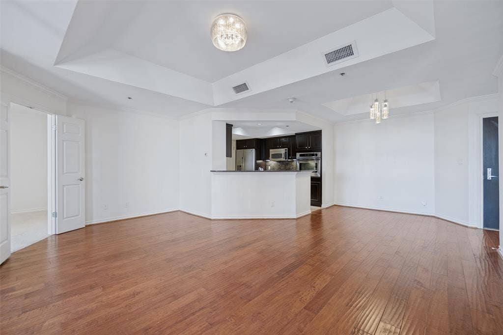 5909 Luther Lane, #1100, Dallas, TX 75225 5909 Luther Lane, #1100, Dallas, TX 75225