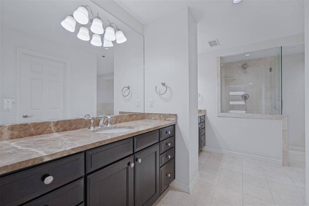 5909 Luther Lane, #1100, Dallas, TX 75225 5909 Luther Lane, #1100, Dallas, TX 75225