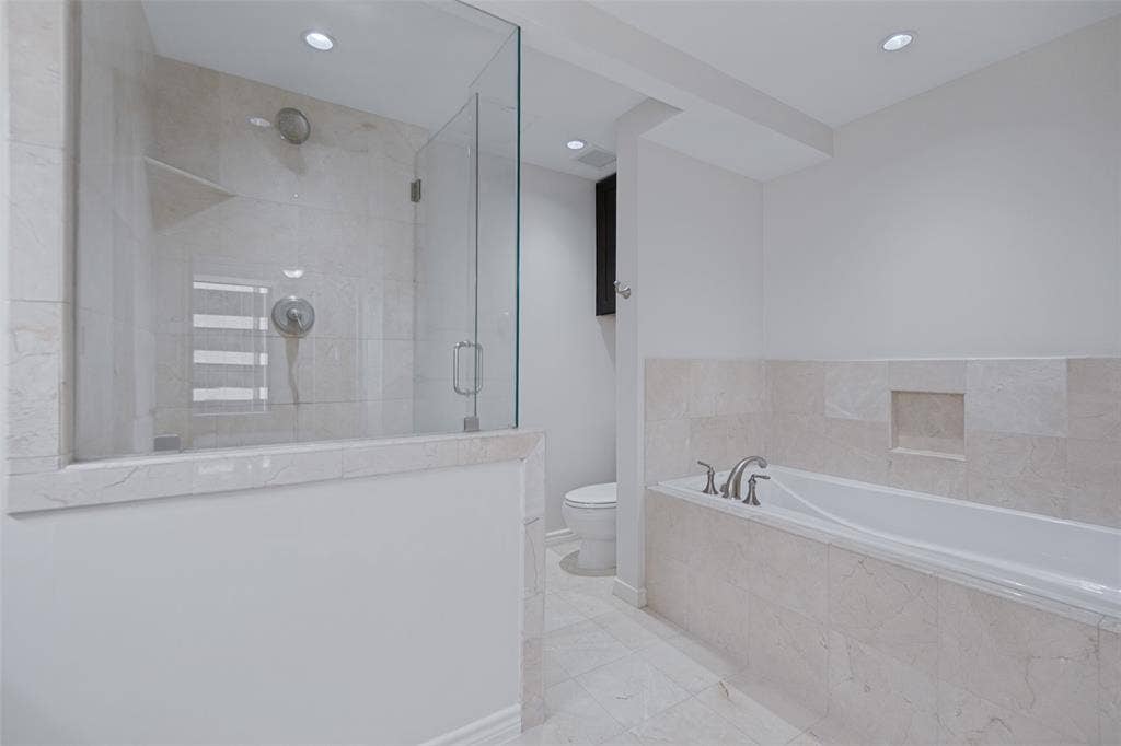 5909 Luther Lane, #1100, Dallas, TX 75225 5909 Luther Lane, #1100, Dallas, TX 75225
