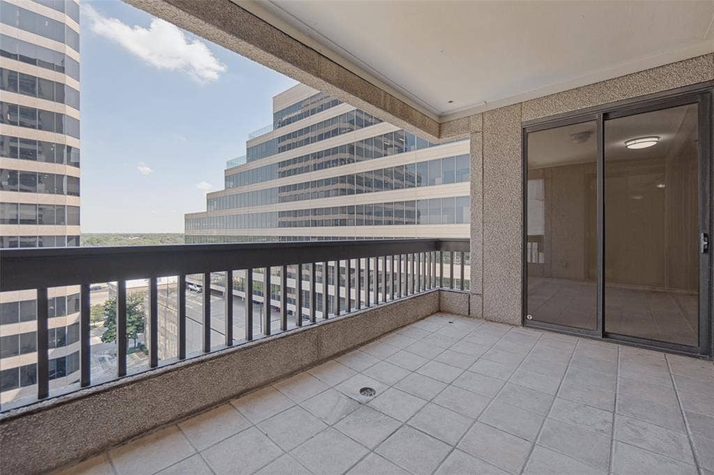 5909 Luther Lane, #1100, Dallas, TX 75225 5909 Luther Lane, #1100, Dallas, TX 75225