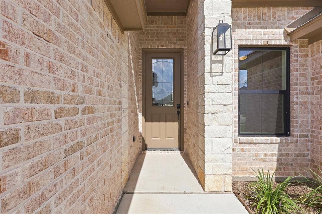 728 Raylan Street, Springtown, TX 76082 728 Raylan Street, Springtown, TX 76082