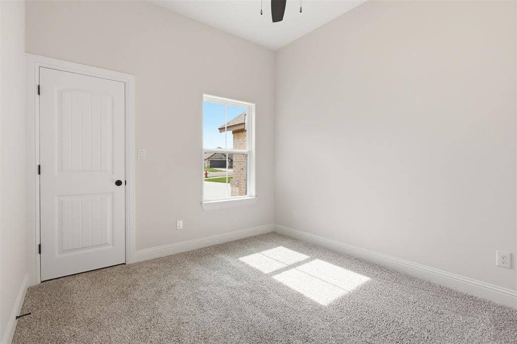728 Raylan Street, Springtown, TX 76082 728 Raylan Street, Springtown, TX 76082