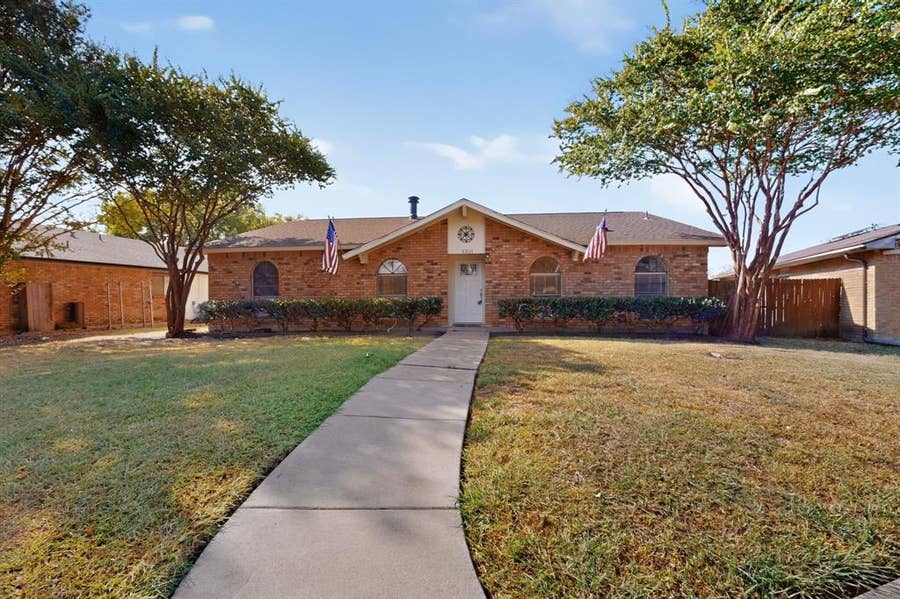 Property photo for 3310 Magnolia Court, Rowlett, TX