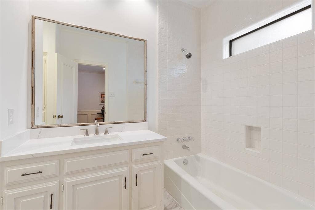 6822 Blue Mesa Drive, Dallas, TX 75252 6822 Blue Mesa Drive, Dallas, TX 75252