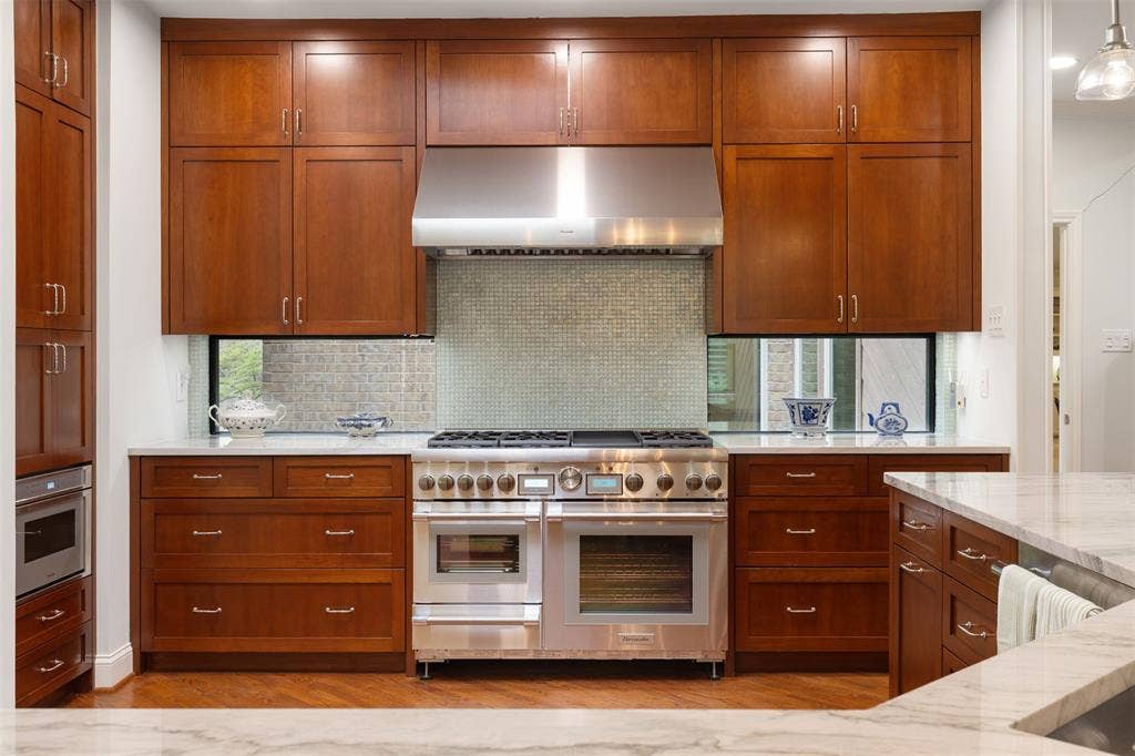 6822 Blue Mesa Drive, Dallas, TX 75252 6822 Blue Mesa Drive, Dallas, TX 75252