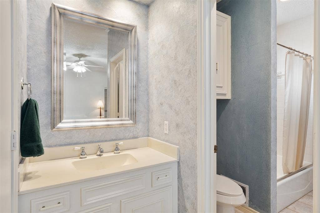 6822 Blue Mesa Drive, Dallas, TX 75252 6822 Blue Mesa Drive, Dallas, TX 75252