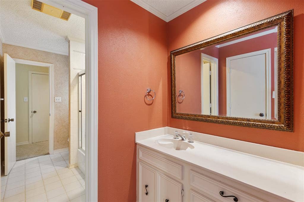 6822 Blue Mesa Drive, Dallas, TX 75252 6822 Blue Mesa Drive, Dallas, TX 75252