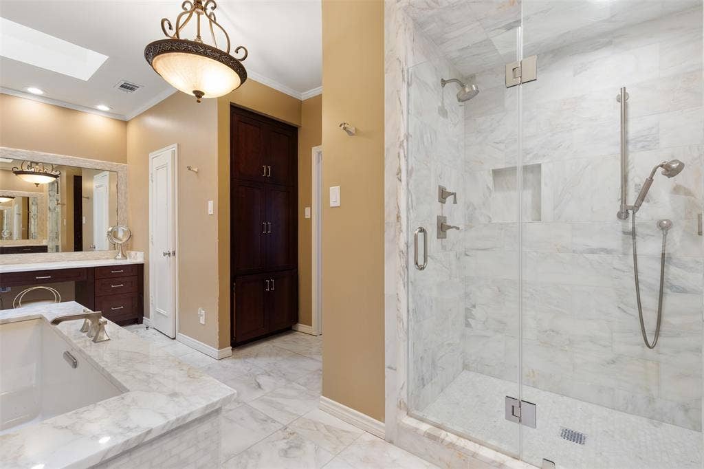 6822 Blue Mesa Drive, Dallas, TX 75252 6822 Blue Mesa Drive, Dallas, TX 75252