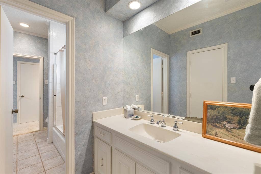 6822 Blue Mesa Drive, Dallas, TX 75252 6822 Blue Mesa Drive, Dallas, TX 75252