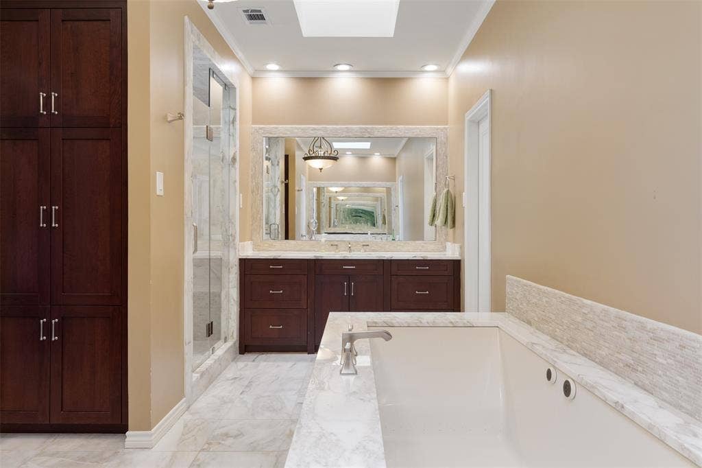 6822 Blue Mesa Drive, Dallas, TX 75252 6822 Blue Mesa Drive, Dallas, TX 75252
