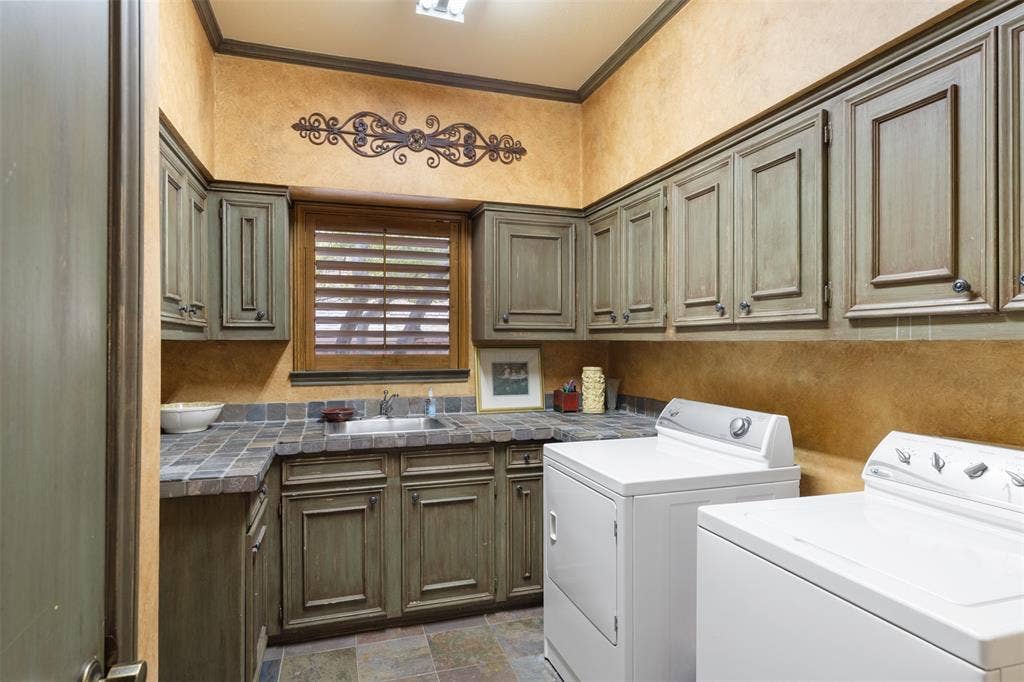 6822 Blue Mesa Drive, Dallas, TX 75252 6822 Blue Mesa Drive, Dallas, TX 75252
