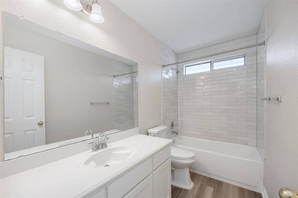 3217 Orchid Drive, McKinney, TX 75070 3217 Orchid Drive, McKinney, TX 75070