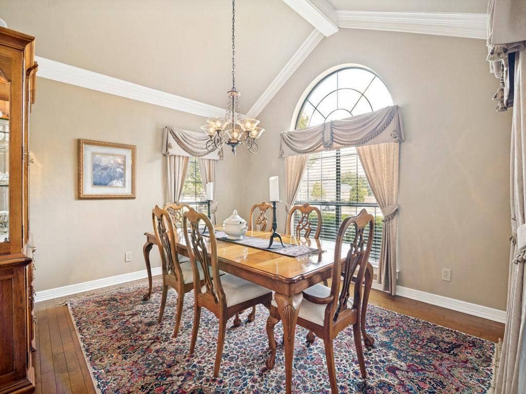 103 Texas Circle, Sunnyvale, TX 75182 Large dining room with vaulted ceiling and extensive molding.
