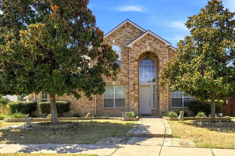 Property photo for 1915 Ledgemont Court, Allen, TX