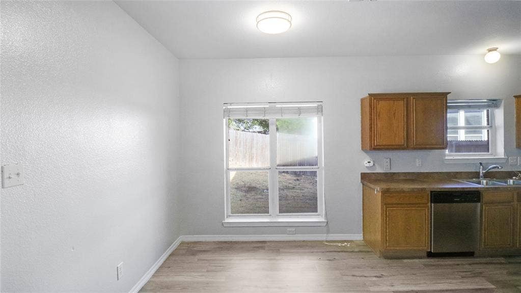3401 Newgate Street, Midlothian, TX 76065