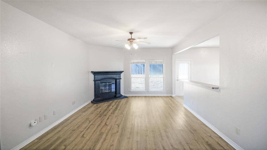 3401 Newgate Street, Midlothian, TX 76065