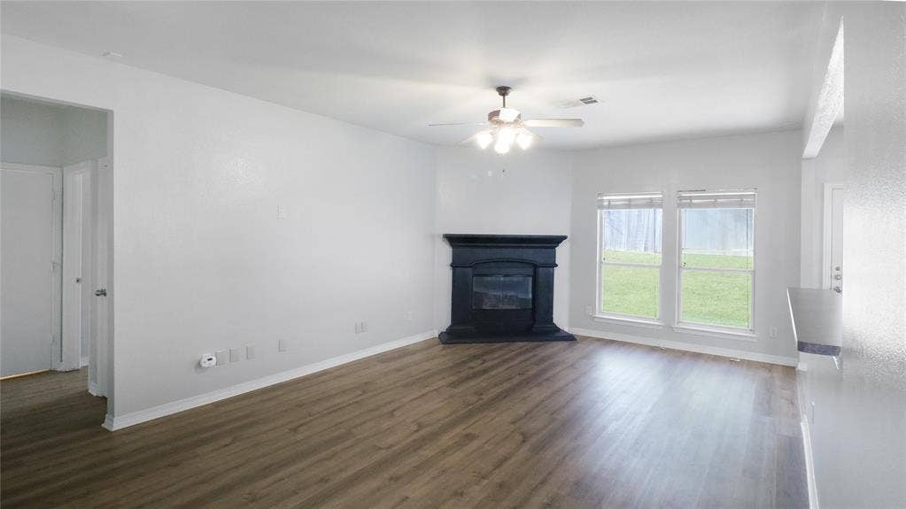 3401 Newgate Street, Midlothian, TX 76065