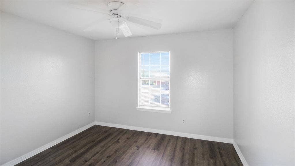 3401 Newgate Street, Midlothian, TX 76065