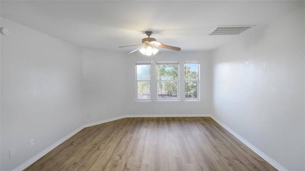 3401 Newgate Street, Midlothian, TX 76065
