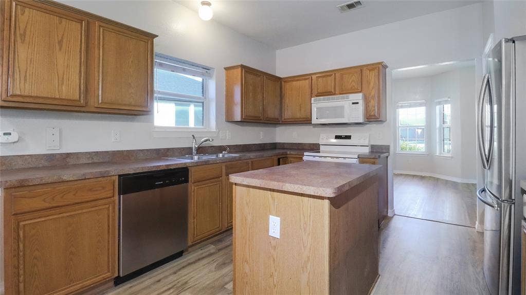 3401 Newgate Street, Midlothian, TX 76065