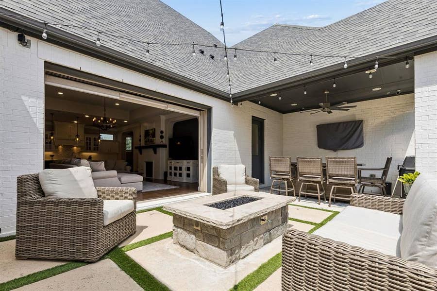 Property photo for 1828 Quiet Oak Place, Fort Worth, TX