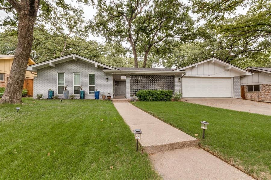 Property photo for 824 Wheelwood Drive, Hurst, TX