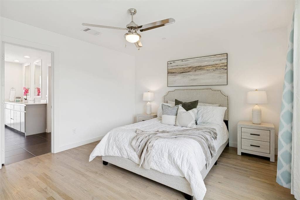1430 Grigsby Avenue, #104, Dallas, TX 75204 3rd Floor: Primary bedroom