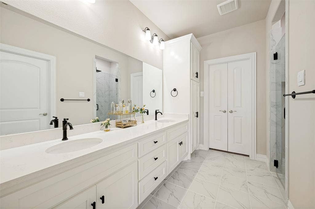 4300 Carrera Drive, Prosper, TX 75078 4300 Carrera Drive, Prosper, TX 75078