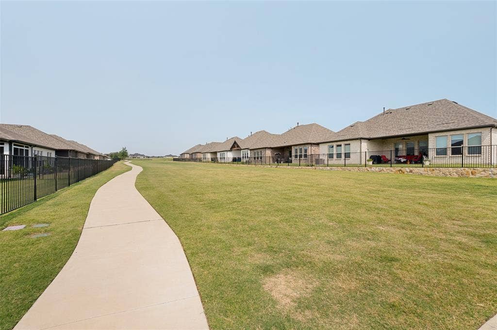 4300 Carrera Drive, Prosper, TX 75078 4300 Carrera Drive, Prosper, TX 75078