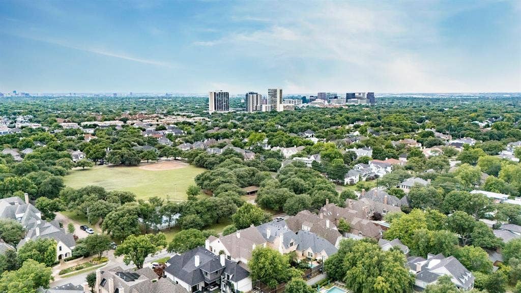 6635 Park Lane, Dallas, TX 75225 Located directly across from Preston Hollow Park with all of its amenities including, tennis courts, walking/running paths, playground, sports fields and pavilion.