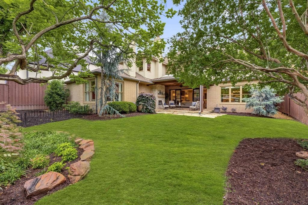 6635 Park Lane, Dallas, TX 75225 Well landscaped backyard with room for a pool.