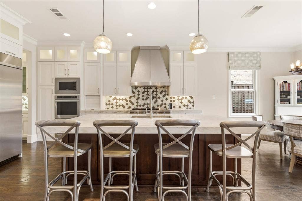 6635 Park Lane, Dallas, TX 75225 6635 Park Lane, Dallas, TX 75225