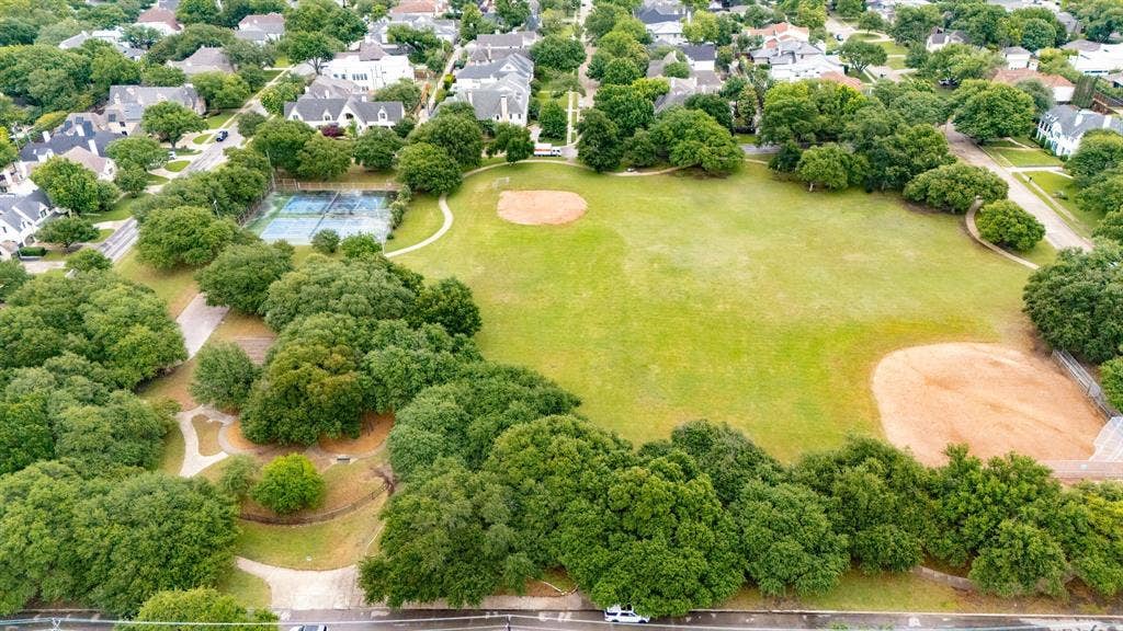 6635 Park Lane, Dallas, TX 75225 Located directly across from Preston Hollow Park with all of its amenities including, tennis courts, walking/running paths, playground, sports fields and pavilion.