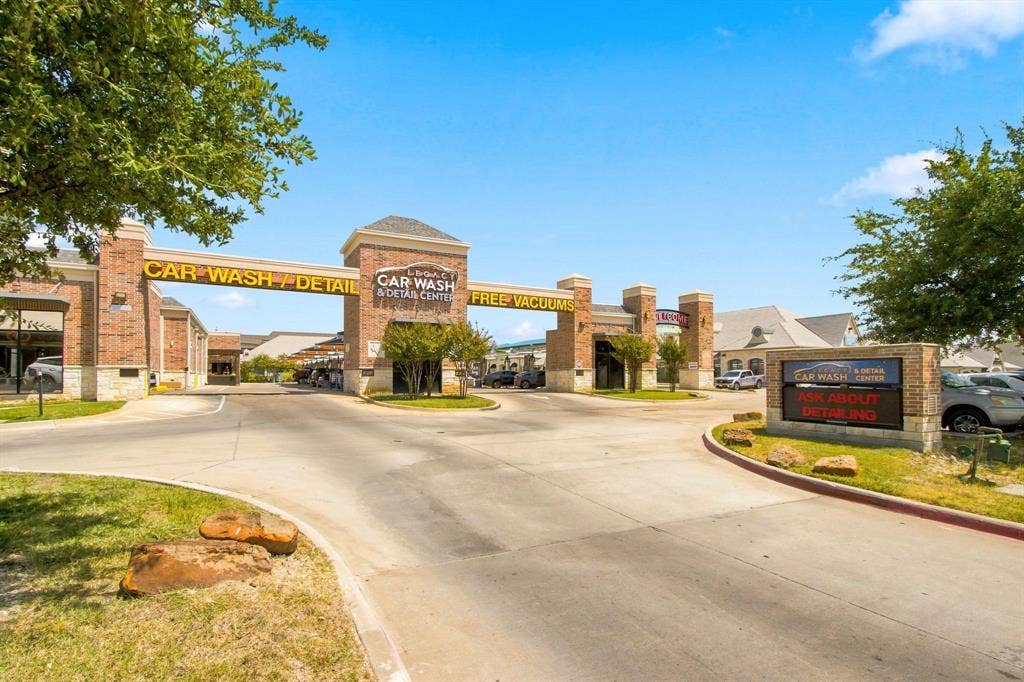 3232 Legacy Drive, Frisco, TX 75034 3232 Legacy Drive, Frisco, TX 75034