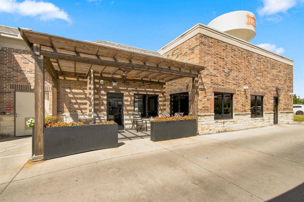 3232 Legacy Drive, Frisco, TX 75034 3232 Legacy Drive, Frisco, TX 75034