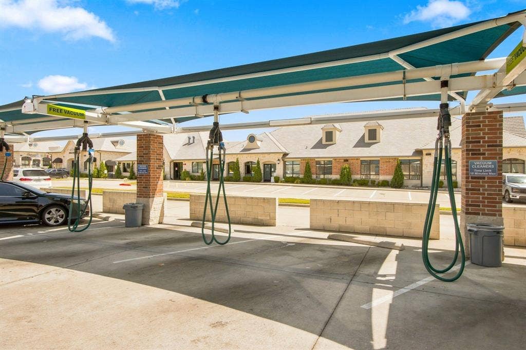 3232 Legacy Drive, Frisco, TX 75034 3232 Legacy Drive, Frisco, TX 75034