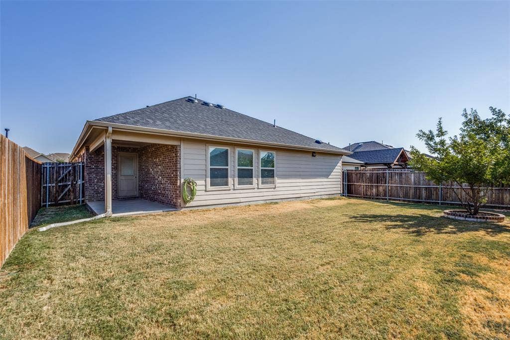 921 Evergreen Street, Princeton, TX 75407