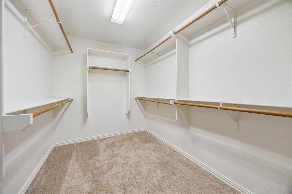 655 Campolina Drive, Grand Prairie, TX 75052 655 Campolina Drive, Grand Prairie, TX 75052