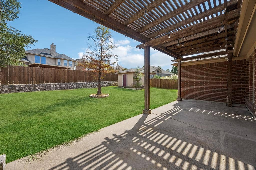 655 Campolina Drive, Grand Prairie, TX 75052 655 Campolina Drive, Grand Prairie, TX 75052