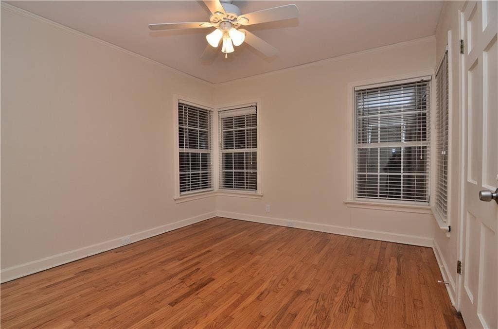 6141 Overlook Drive, Dallas, TX 75227 6141 Overlook Drive, Dallas, TX 75227