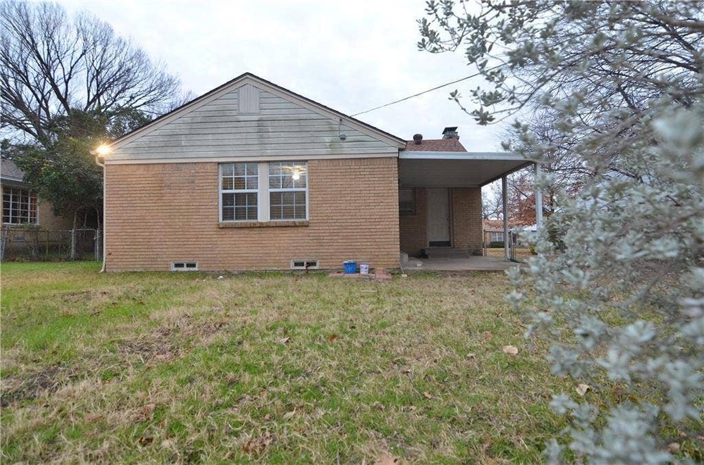 6141 Overlook Drive, Dallas, TX 75227 6141 Overlook Drive, Dallas, TX 75227