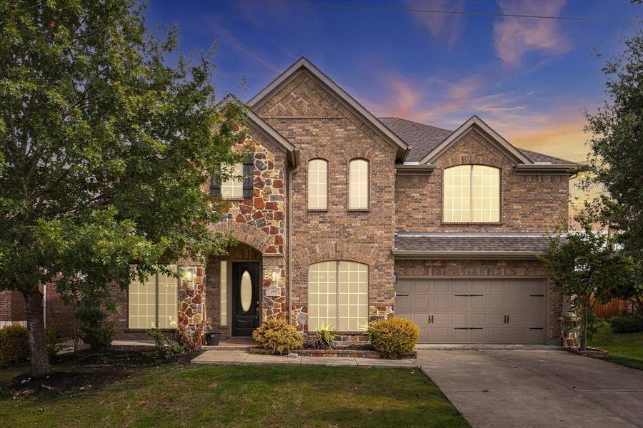 Property photo for 457 Bristol Street, Roanoke, TX