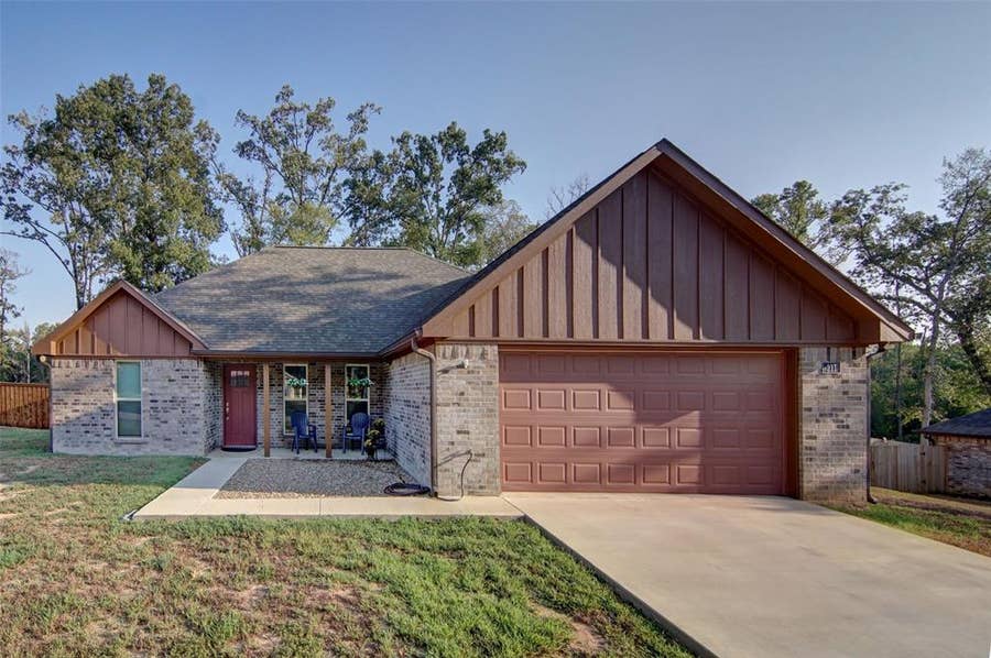 Property photo for 211 Private Road 6292, Mineola, TX